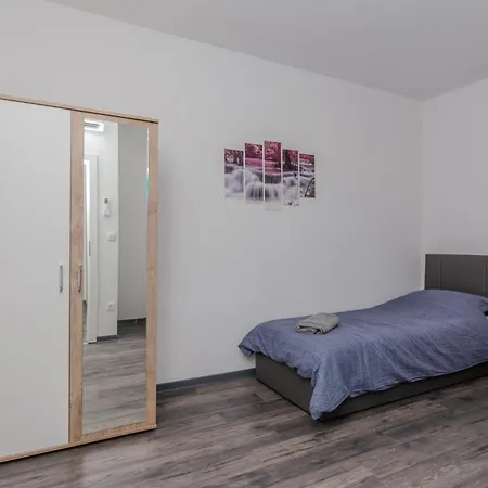 Family Friendly House With A Swimming Pool - Lozice, - 23513 ויר